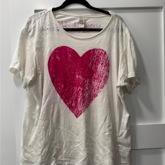 Magnolia Pearl Love is the Only Way Tee - Picture 1 of 10